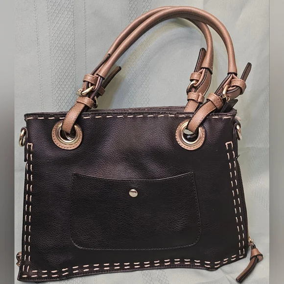 Simply Noelle Black Shoulder Bag - Picture 3 of 11